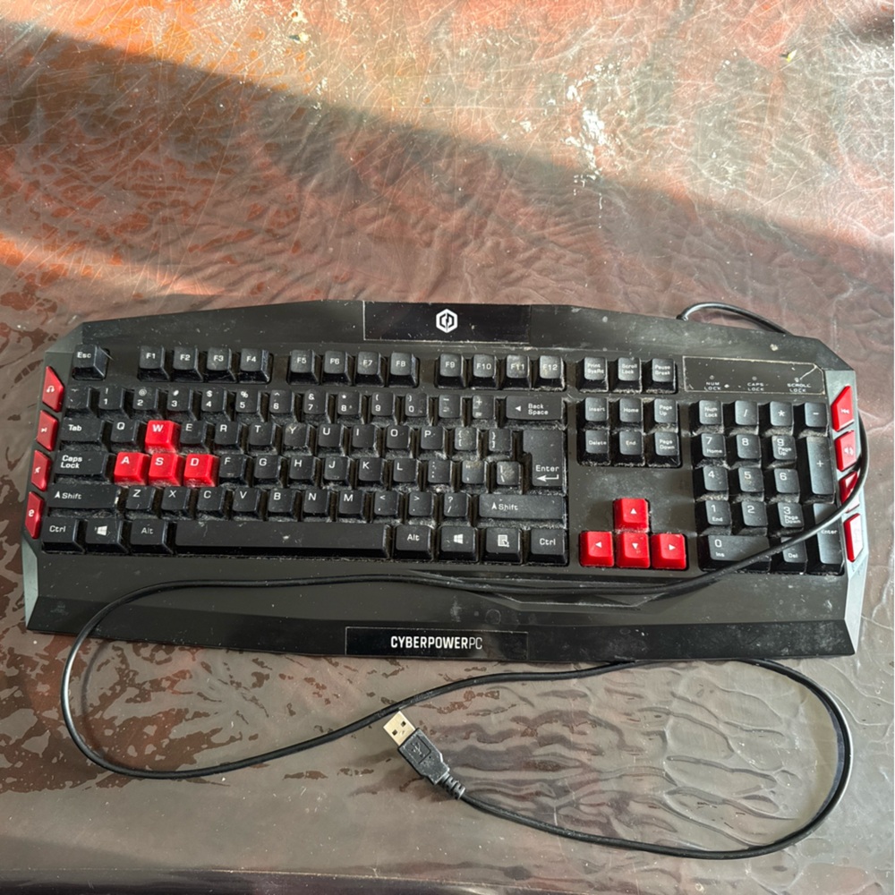 Cyberpower PC Gaming Keyboard Multimedia Control Gaming Wired USB Keyboard - Picture 3 of 7